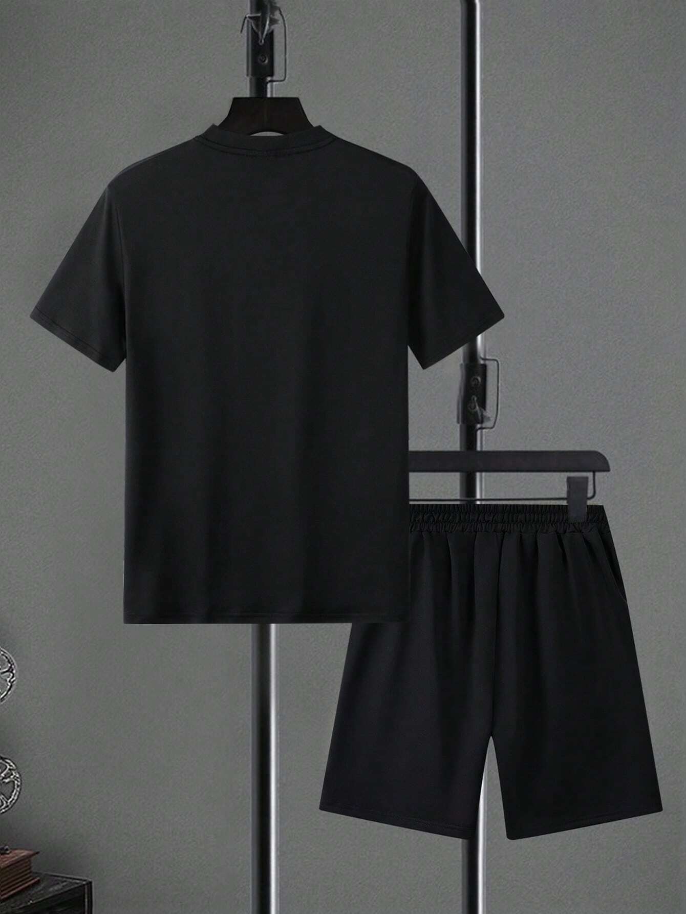 Setelan Kaos dan Celana Pendek - Running Gear Winter ulasan dan harga